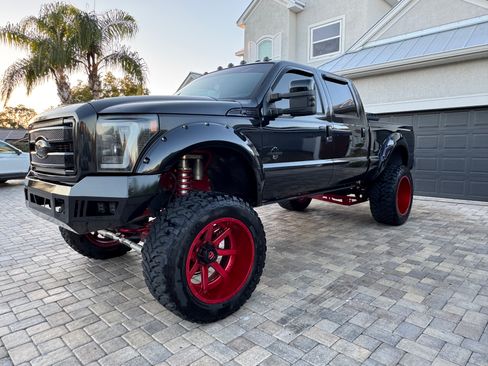 Used 2014 Ford F350 Platinum image 6