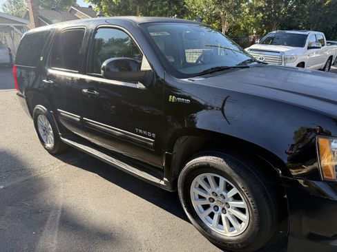 Used 2013 Chevrolet Tahoe 4WD Hybrid image 4