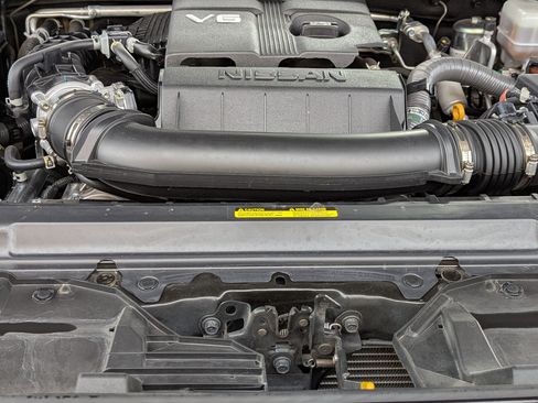 Used 2023 Nissan Frontier SV w/ Technology Package image 12