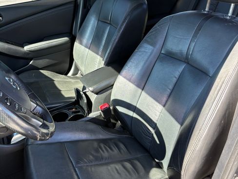 Used 2011 Nissan Altima 2.5 SL w/ 2.5SL Pkg image 4