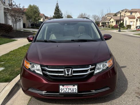 Used 2016 Honda Odyssey EX-L image 1