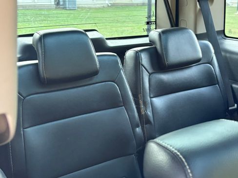 Used 2011 Ford Flex SEL w/ Convenience Pkg FWD image 5