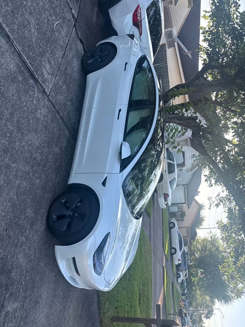 Used 2022 Tesla Model 3 RWD image 4