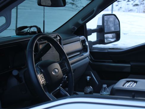 Used 2024 Ford F450 Limited w/ FX4 Off-Road Package image 20