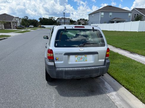 Used 2006 Ford Escape XLS FWD image 5