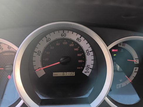 Used 2013 Toyota Tacoma PreRunner image 11