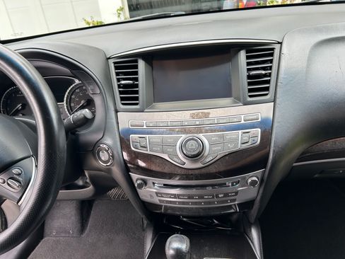 Used 2013 INFINITI JX35 FWD w/ Premium Pkg image 18