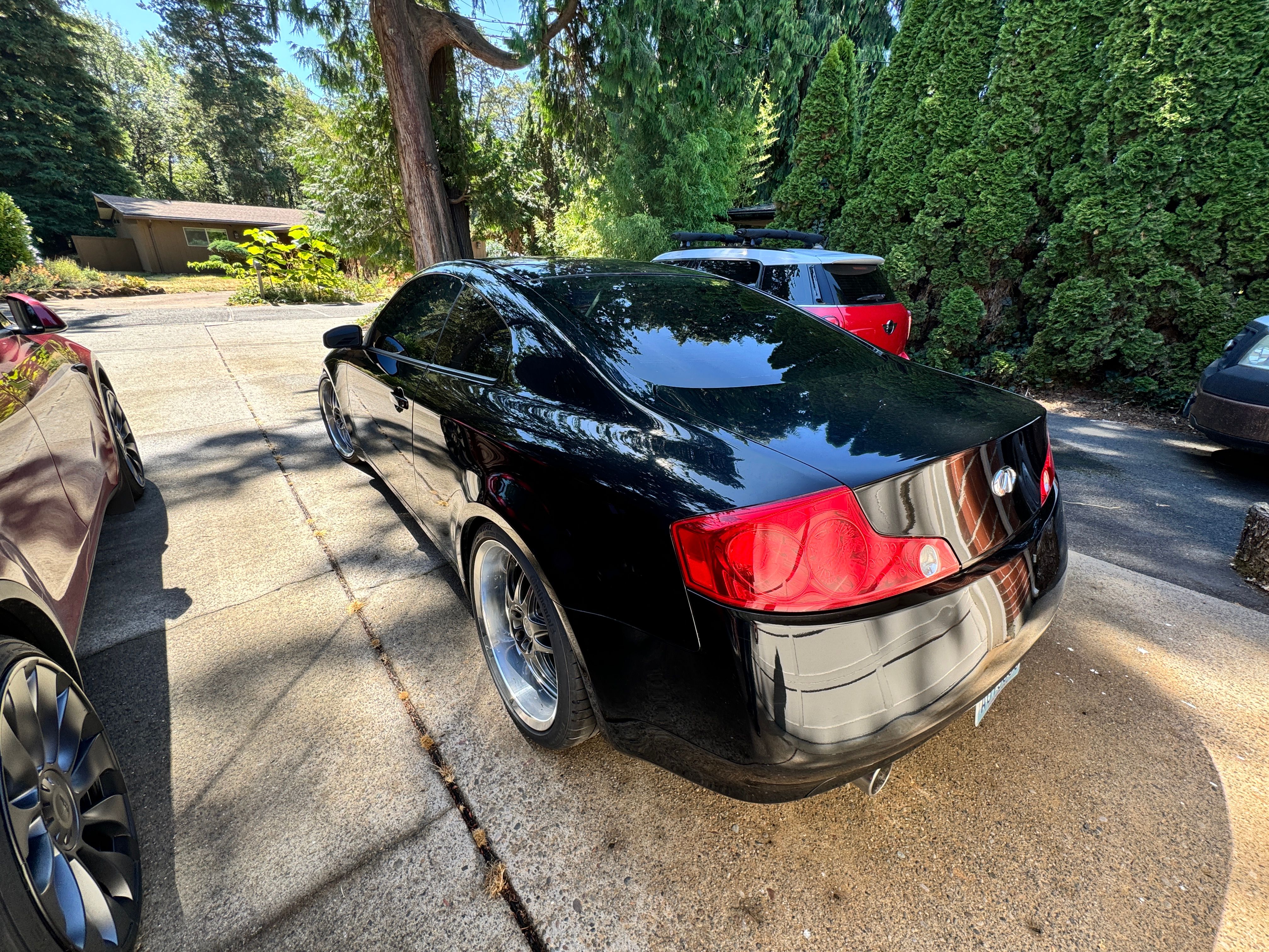 Used 2003 INFINITI G35 Coupe w/ Premium Pkg RWD image 6