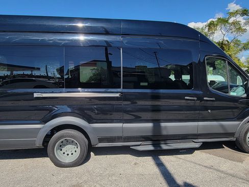 Used 2016 Ford Transit 350 XLT image 5