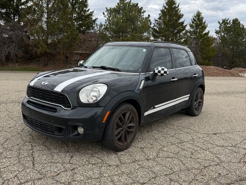 Used 2014 MINI Cooper Countryman S image 1