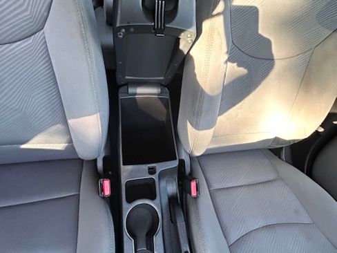 Used 2012 Hyundai Elantra GLS w/ Preferred Pkg 3 image 17