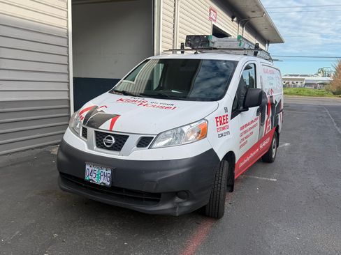 Used 2019 Nissan NV200 S image 1