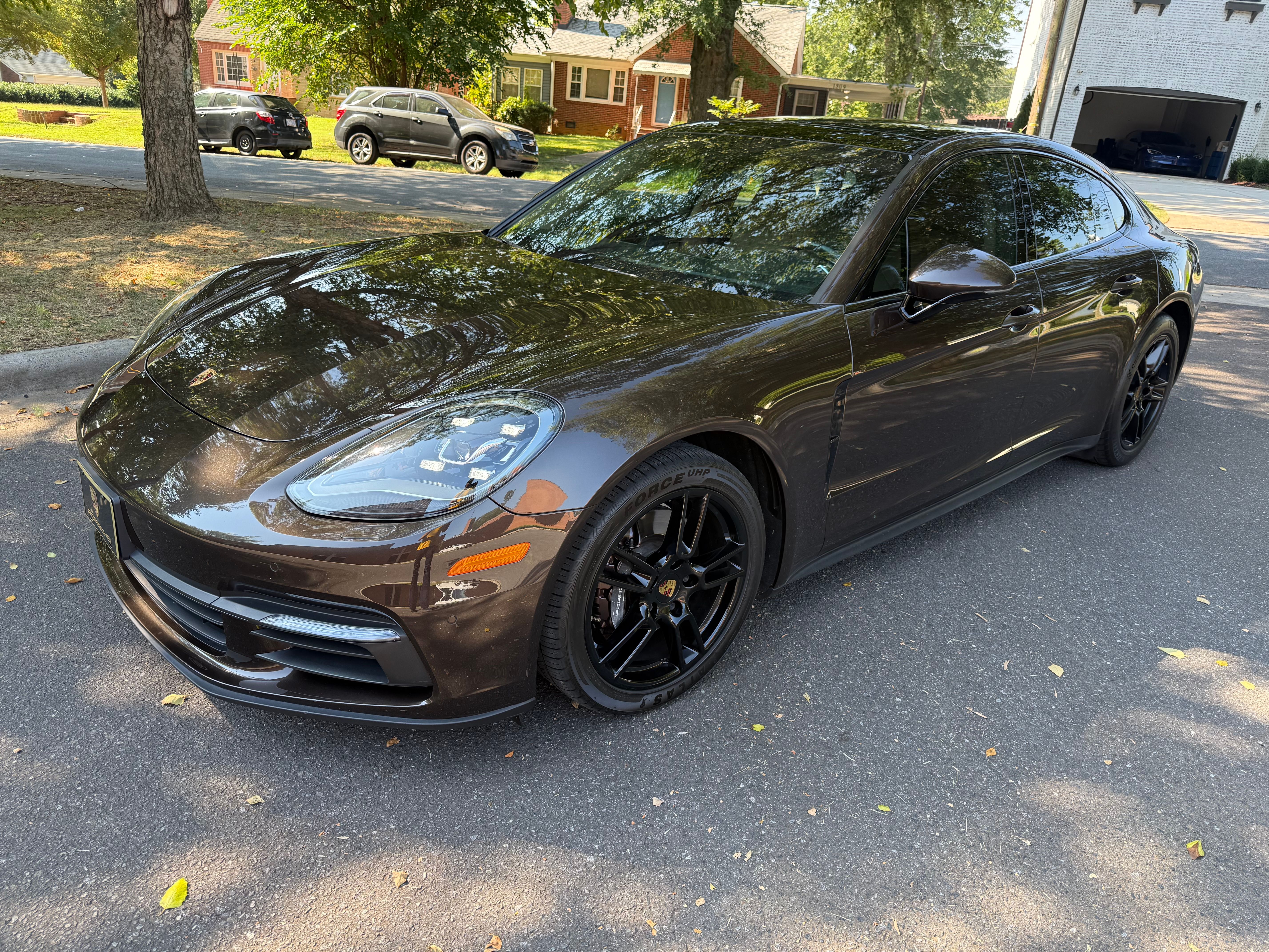 Used 2018 Porsche Panamera 4 AWD/4WD image 8