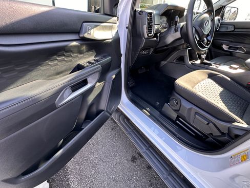 Used 2024 Ford Ranger XLT image 19