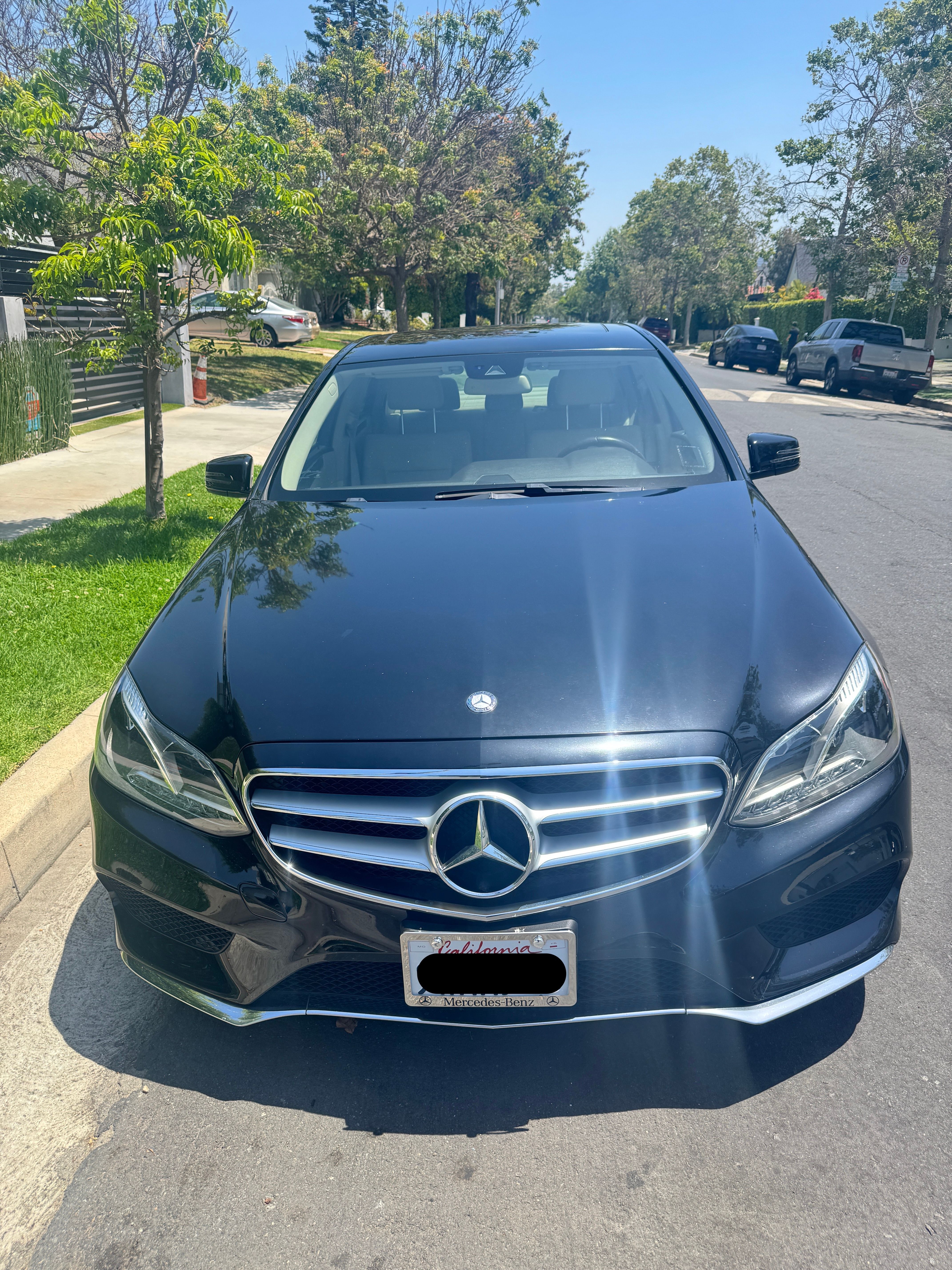 Used 2016 Mercedes-Benz E 350 Sedan w/ Premium Package image 2