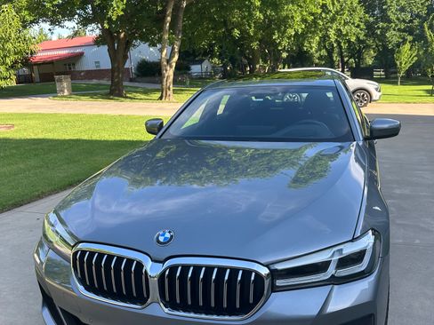 Used 2023 BMW 540i xDrive w/ Executive Package AWD/4WD image 4