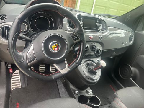Used 2019 FIAT 500 Abarth FWD image 10
