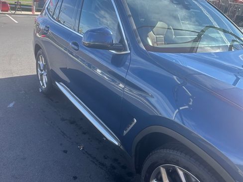 Used 2021 BMW X3 xDrive30i w/ Premium Package image 2