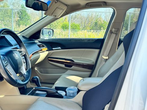 Used 2012 Honda Accord EX-L image 17