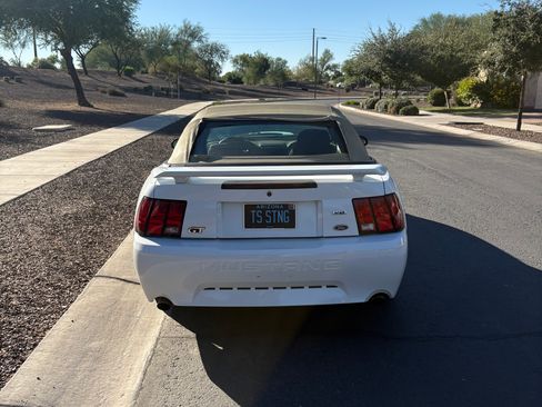 Used 2001 Ford Mustang GT image 4