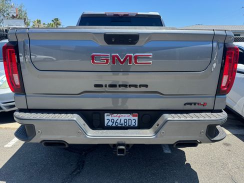 Used 2021 GMC Sierra 1500 AT4 w/ AT4 Premium Package AWD/4WD image 11