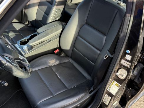 Used 2014 Mercedes-Benz C 300 4MATIC Sedan image 17