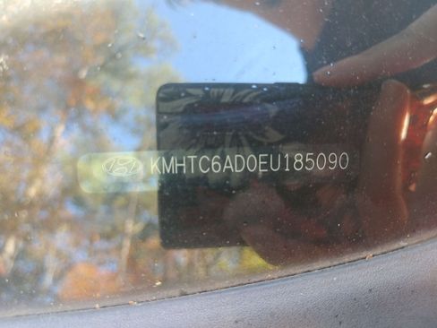 Used 2014 Hyundai Veloster image 10