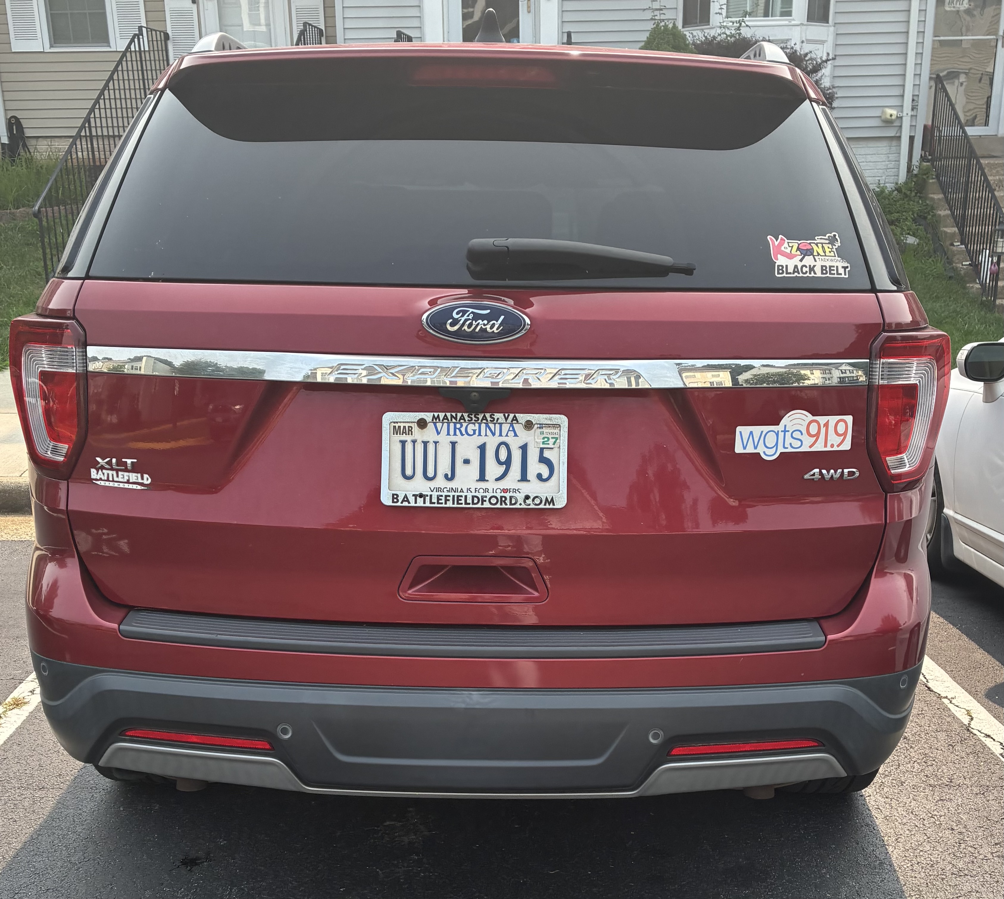 Used 2019 Ford Explorer XLT AWD/4WD image 1