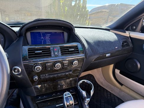 Used 2010 BMW 650i Convertible RWD image 9