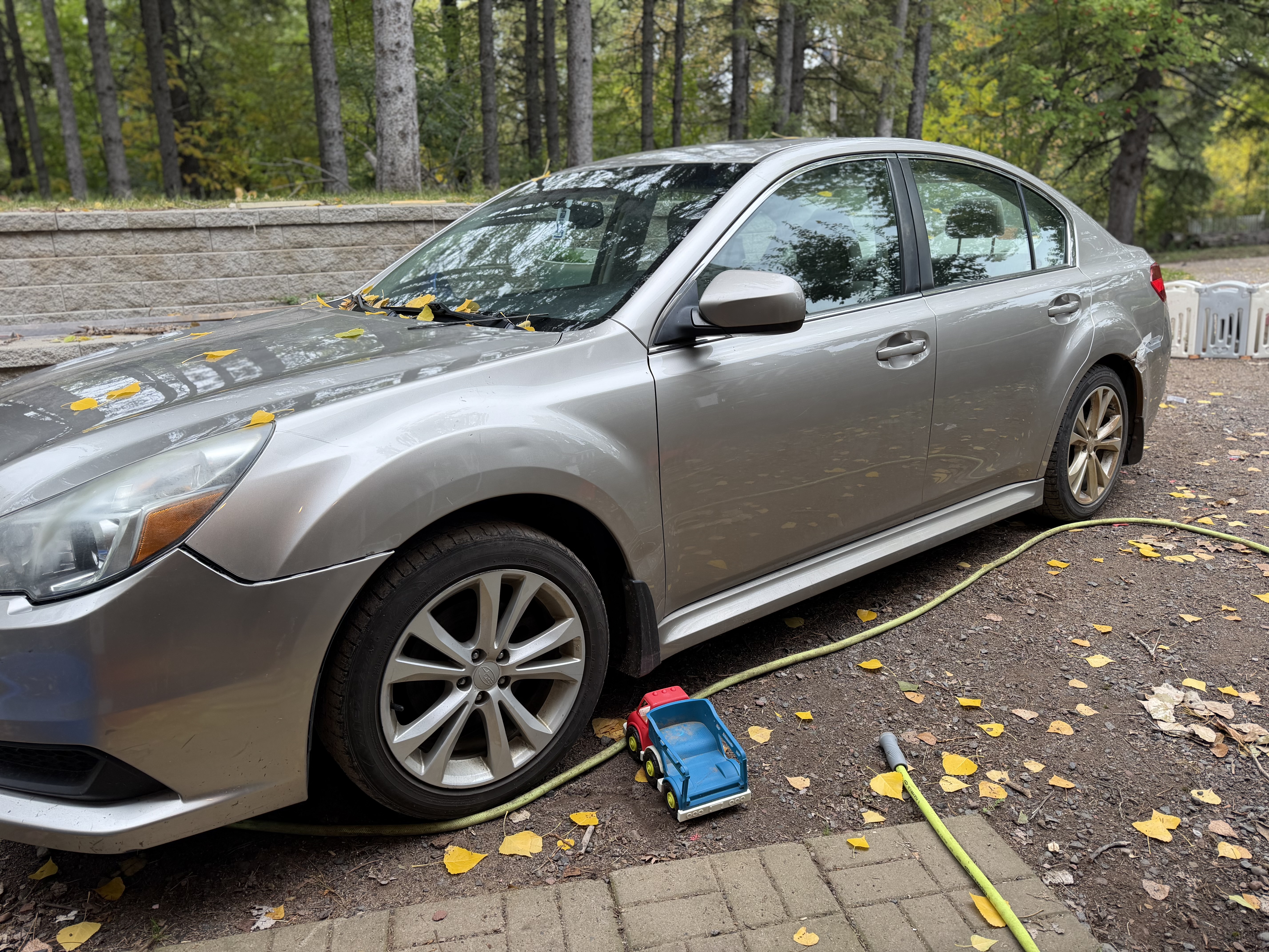 Used 2014 Subaru Legacy 2.5i Premium AWD/4WD image 10