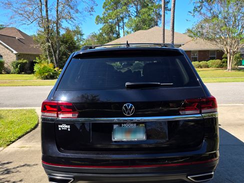 Used 2021 Volkswagen Atlas S image 13
