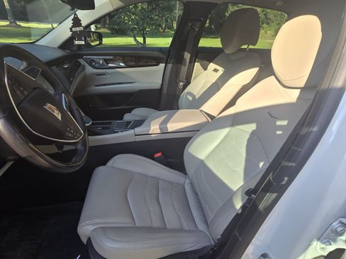 Used 2018 Cadillac CT6 Premium Luxury w/ Super Cruise Package image 19