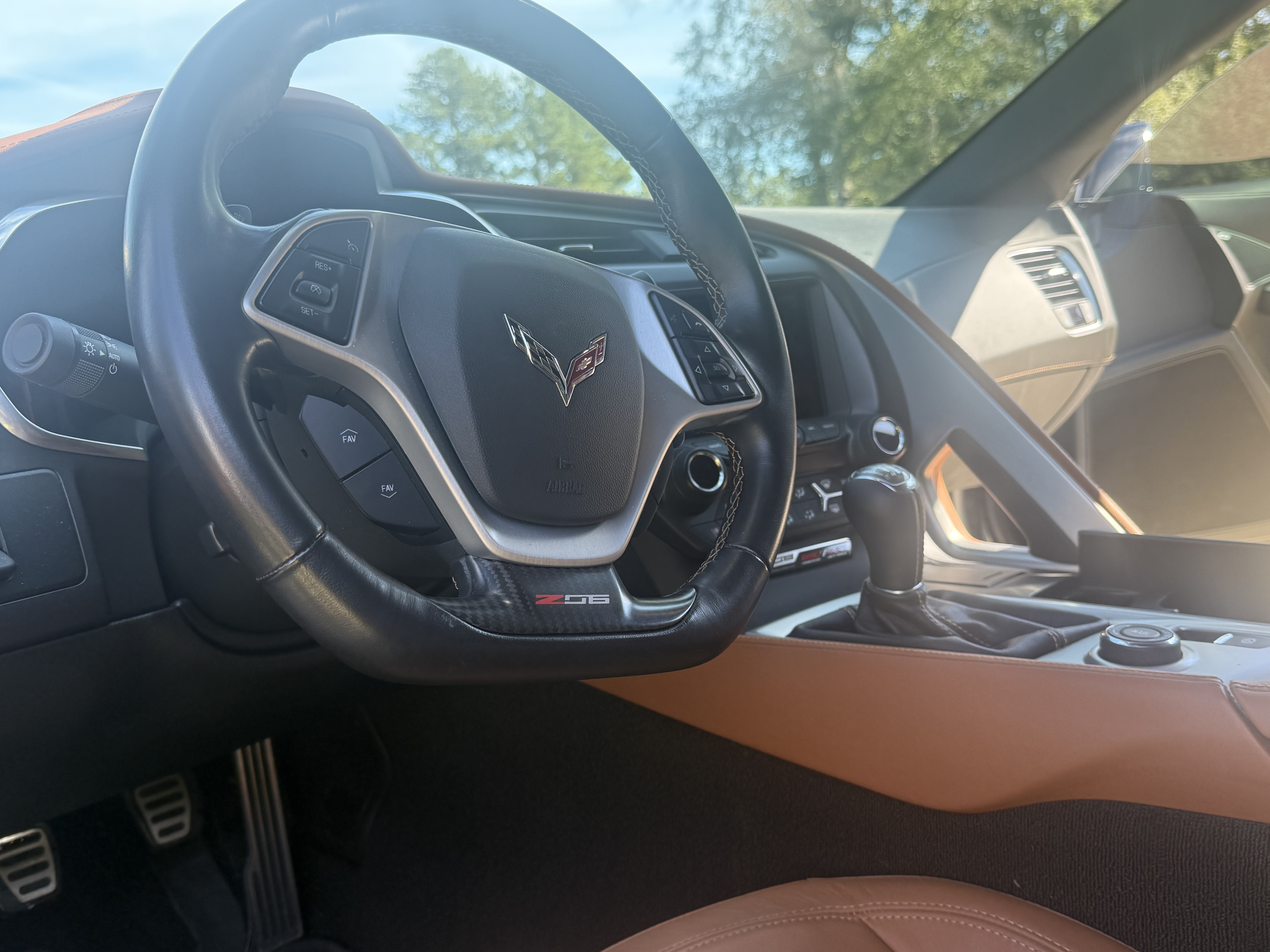 Used 2017 Chevrolet Corvette Z06 w/ Z07 Performance Package RWD image 6