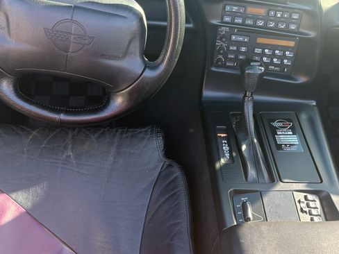 Used 1995 Chevrolet Corvette Convertible image 10