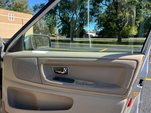 Used 1998 Volvo V70 R image 30