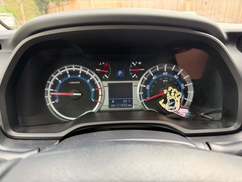 Used 2016 Toyota 4Runner Trail Premium AWD/4WD image 11