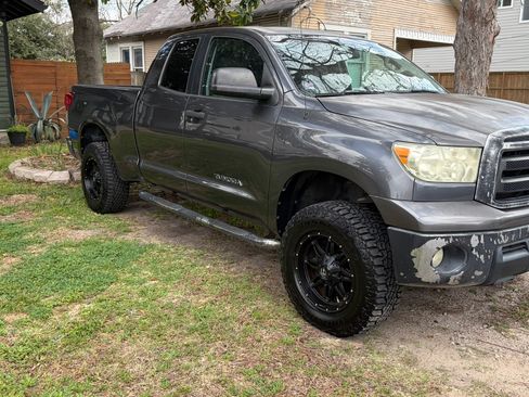 Used 2011 Toyota Tundra 2WD Double Cab w/ Tow Pkg image 23