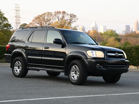 Used 2006 Toyota Sequoia Limited image 4