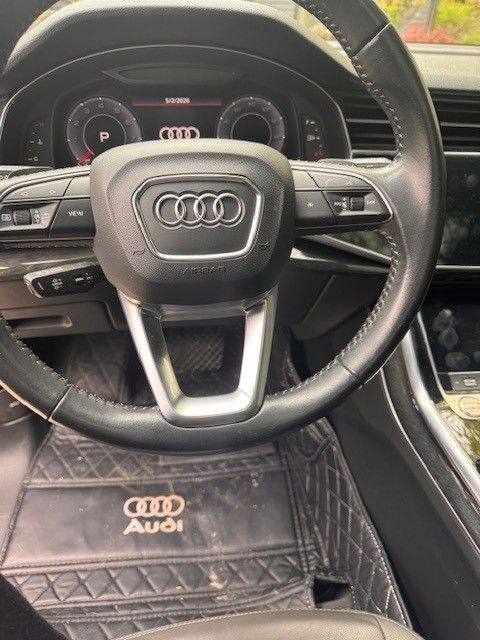 Used 2019 Audi Q8 Premium AWD/4WD image 13