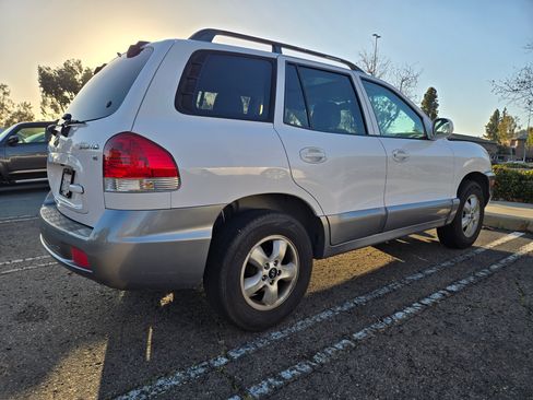 Used 2005 Hyundai Santa Fe GLS image 4