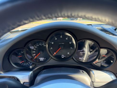 Used 2017 Porsche 911 Carrera RWD image 14