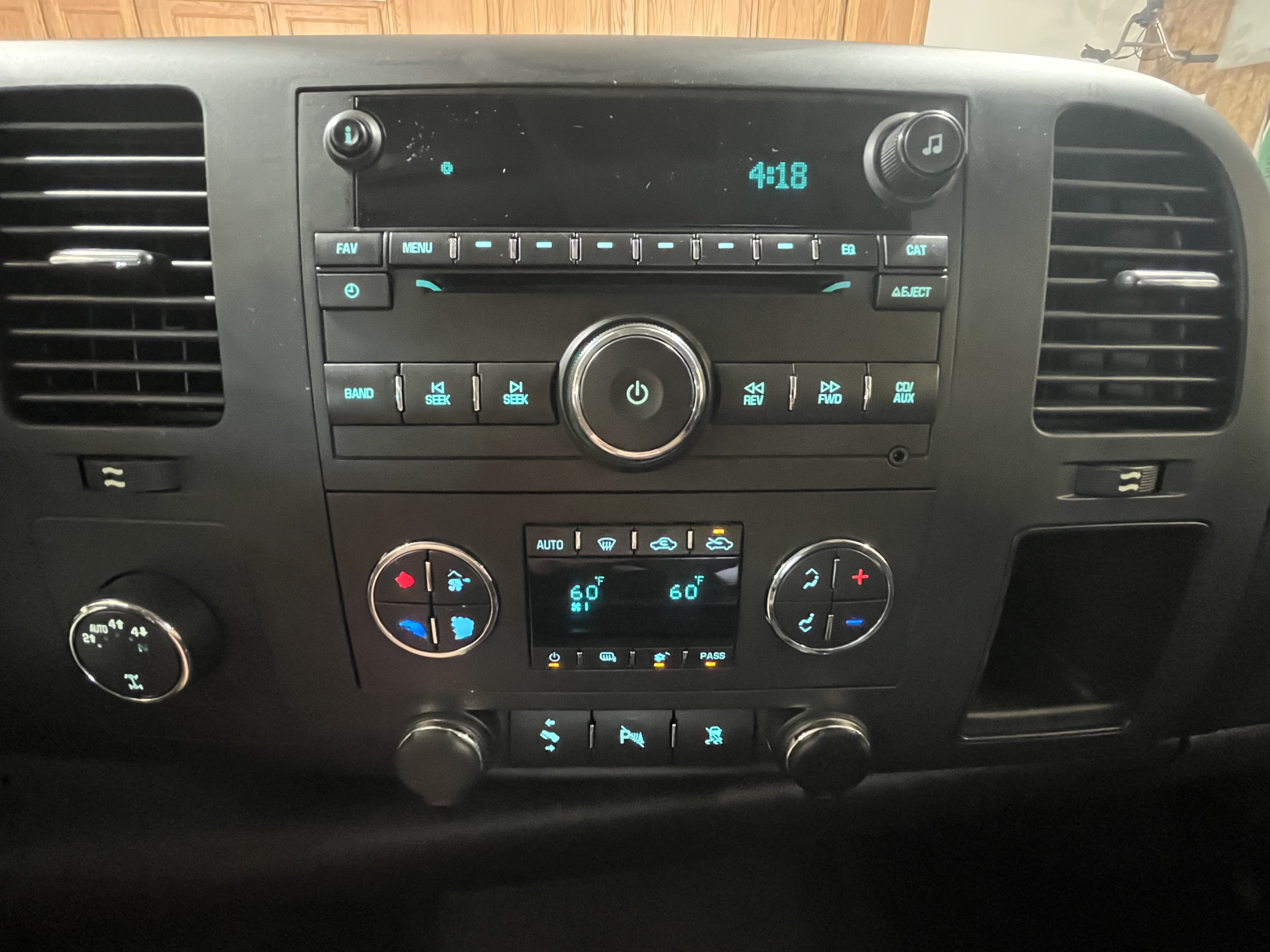 Used 2011 GMC Sierra 1500 SLE w/ Power Tech Package AWD/4WD image 13