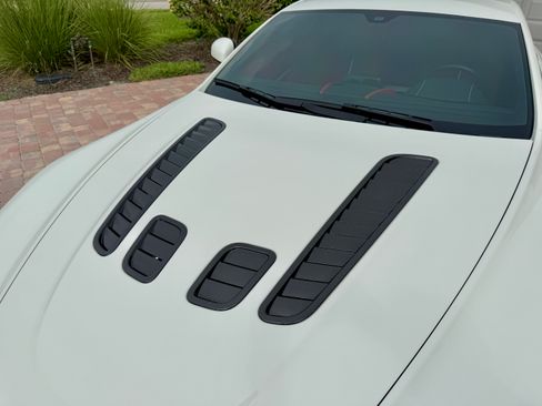 Used 2017 Aston Martin V12 Vantage S RWD image 25