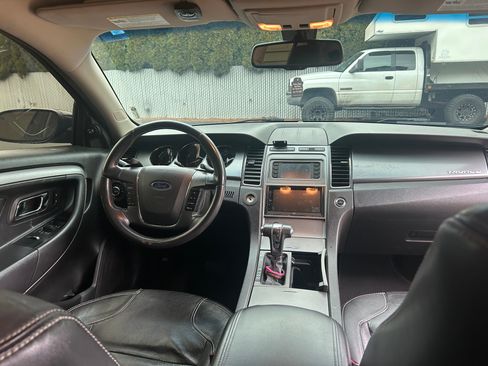 Used 2011 Ford Taurus SEL w/ 201A Rapid Spec Order Code image 12