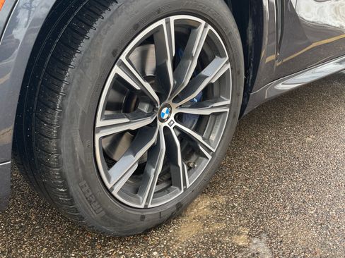 Used 2021 BMW X5 xDrive40i w/ M Sport Package image 8