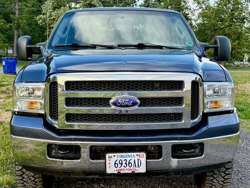Used 2005 Ford F250 XLT AWD/4WD image 6