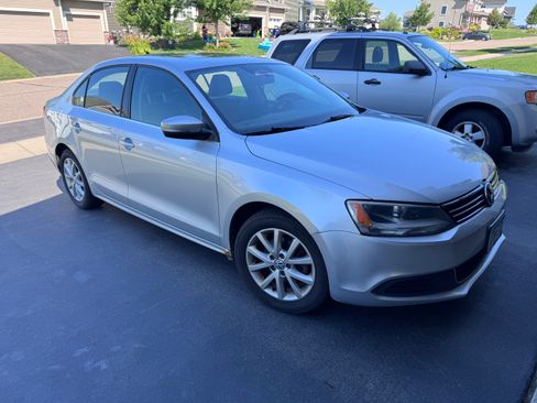 Used 2013 Volkswagen Jetta SE FWD image 8