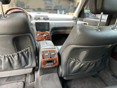 Used 2005 Mercedes-Benz S 600 image 17