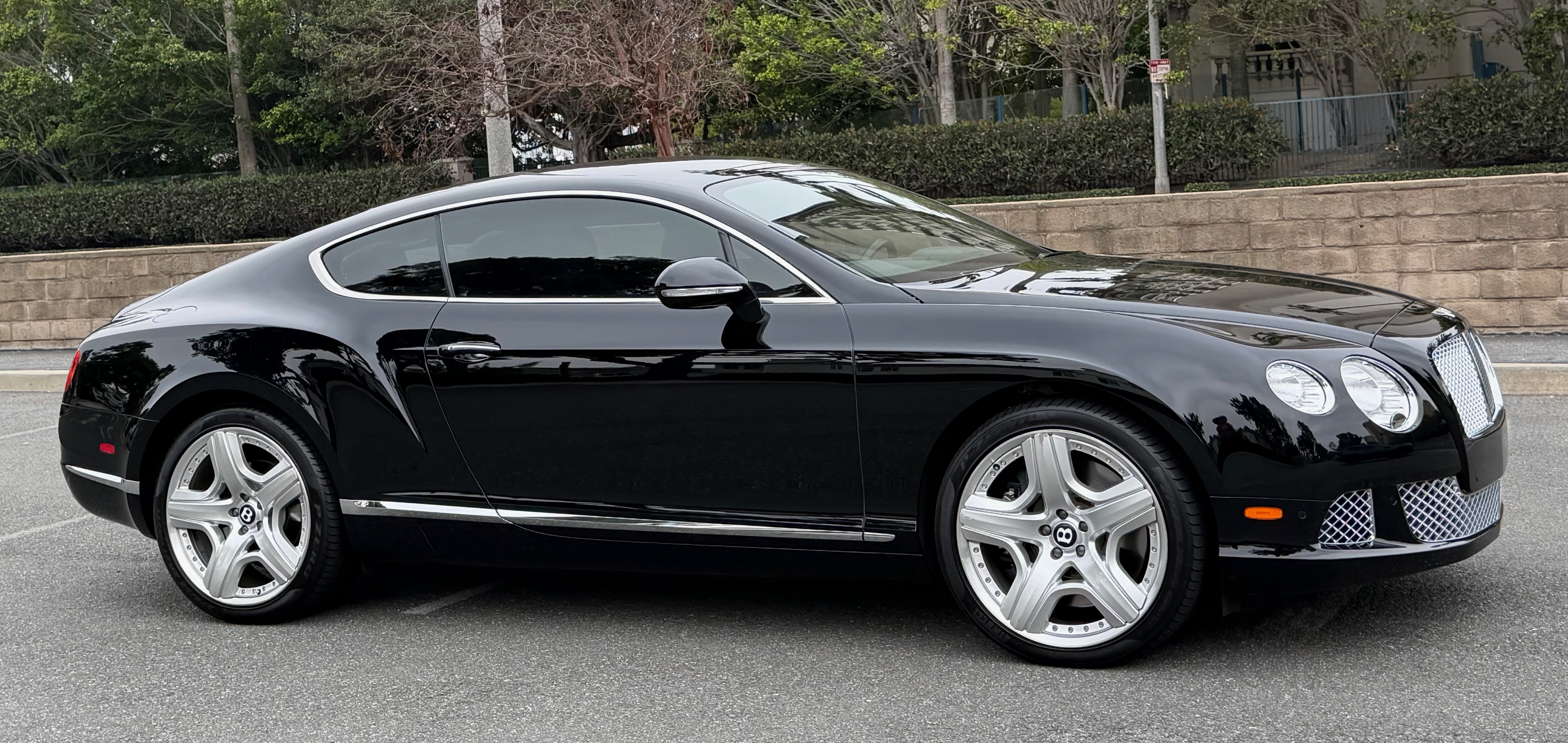 Used 2012 Bentley Continental GT AWD/4WD image 15