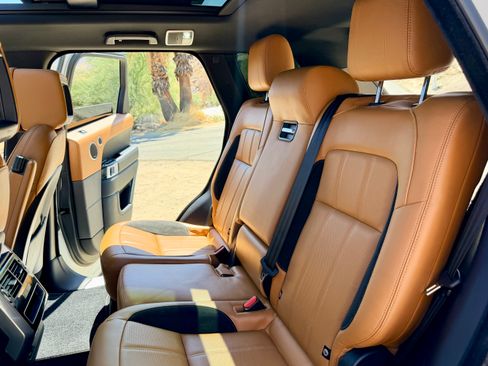 Used 2018 Land Rover Range Rover Sport Supercharged AWD/4WD image 21